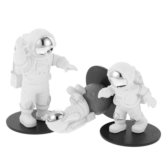 LOLIPPYY 3-Piece Astronaut Car Dashboard Accessories Set, Unique Stylish Ornaments in Assorted Colors for Vehicle Interior Decoration